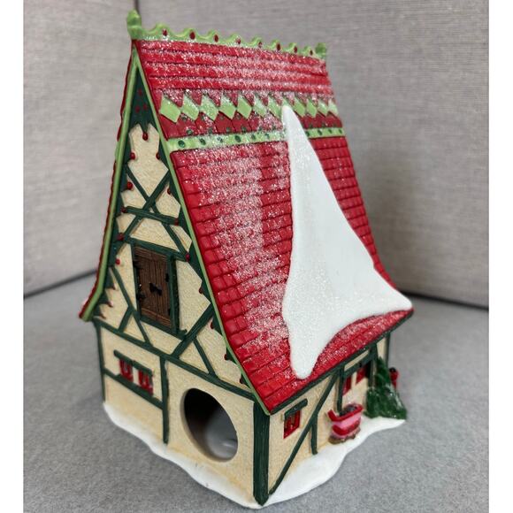 Dept. 56 Candy Cane & Peppermint Shop North Pole 56.56390 - Picture 4 of 9